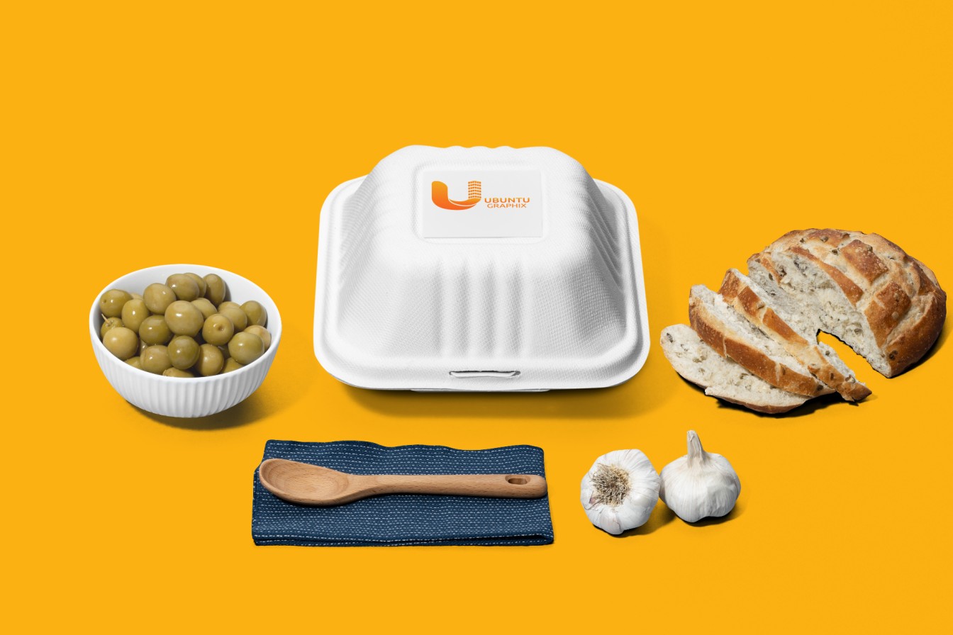 mockup-of-a-clamshell-container-with-mediterranean-food-items